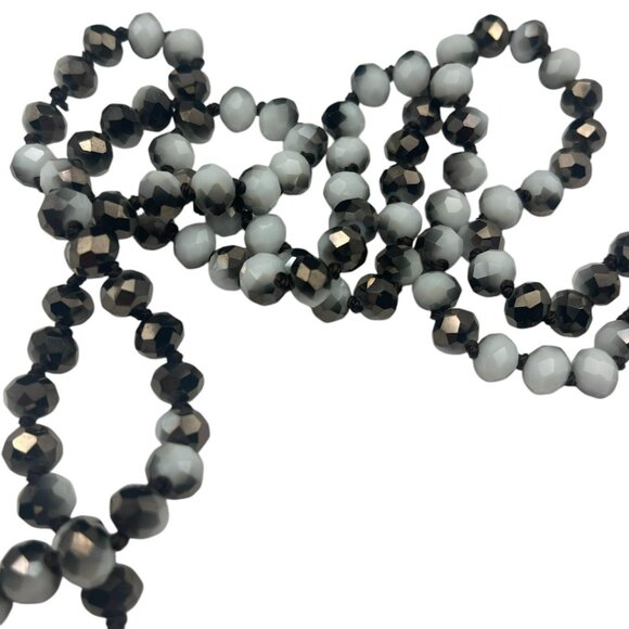 **NWT Endless Beaded Necklace - Picture 5 of 8